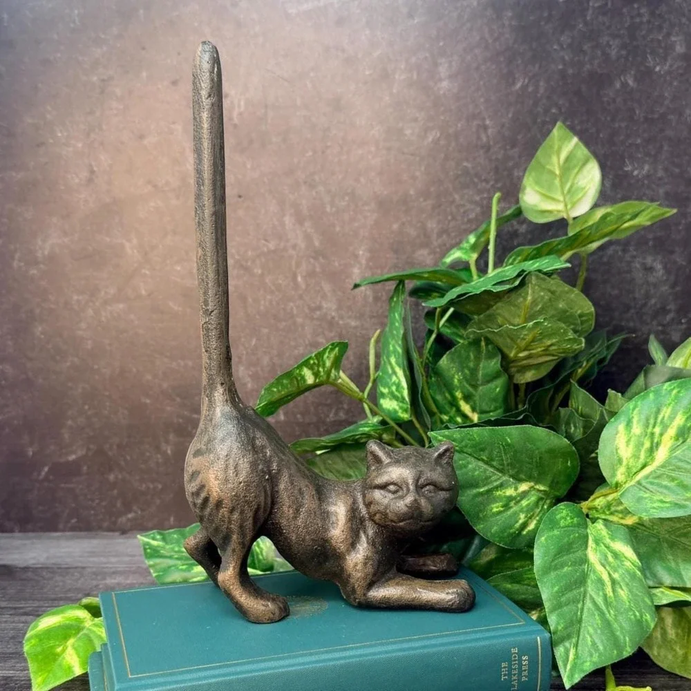 Cast Iron Stretching Cat String Holder Vintage Style Farmhouse Decor